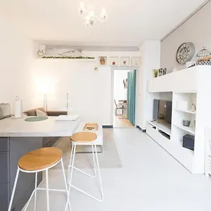 https://lauthentique-joli-t2-cosy-proche-gare.inbrittany.com