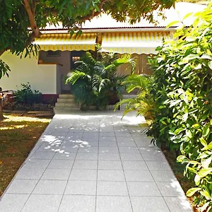 https://residence-de-bougainvilliers.comcaribbean.com